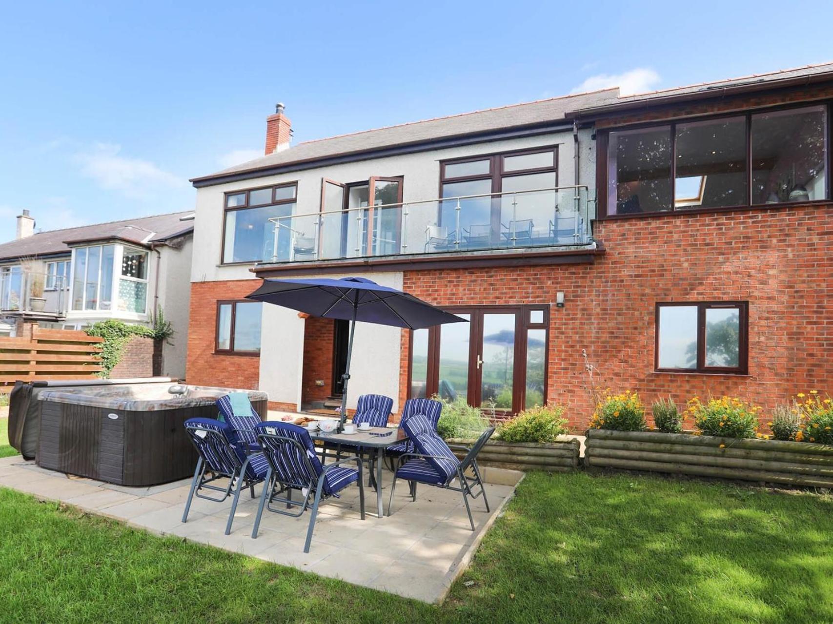 Villa Gwylan Uchaf Y Felinheli Exterior foto